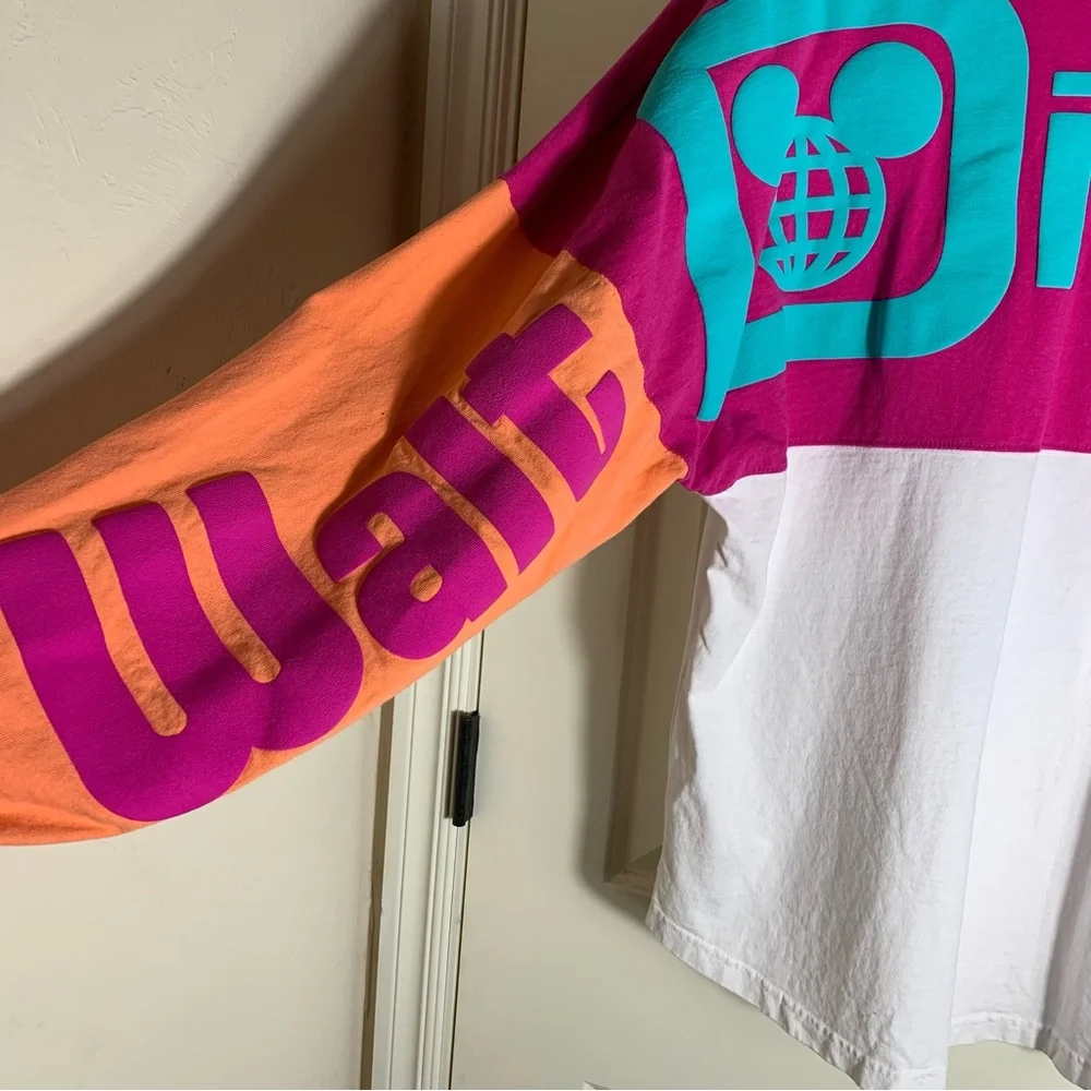 Disney Mini Mouse Disney World Spirit Jersey in Vibrant Pink 100% Cotton - Picture 3 of 6